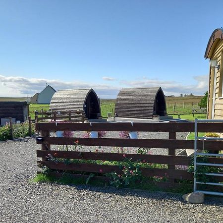 Hillside Camping Pods And Shepherd'S Hut Wick  Εξωτερικό φωτογραφία