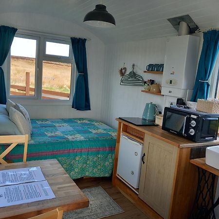 Hillside Camping Pods And Shepherd'S Hut Wick  Εξωτερικό φωτογραφία