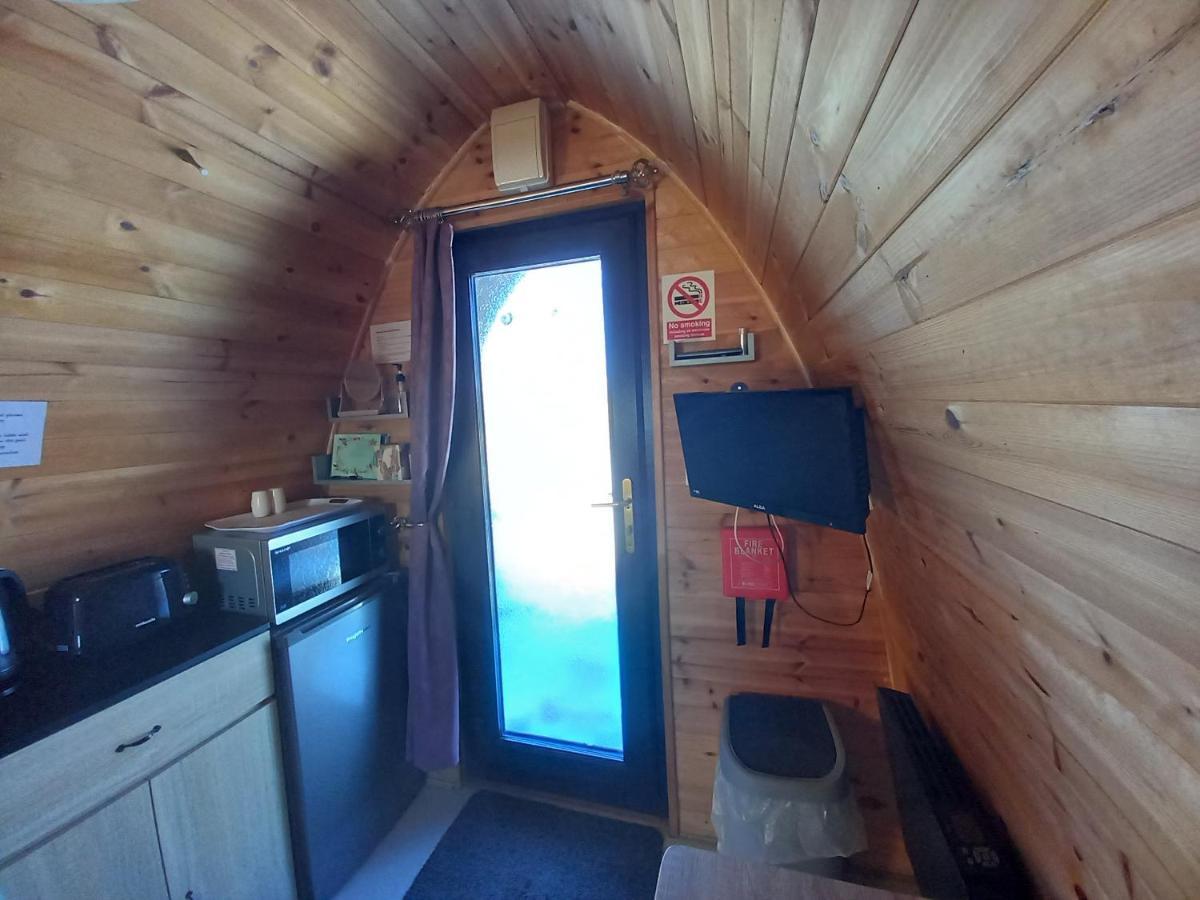 Hillside Camping Pods And Shepherd'S Hut Wick  Εξωτερικό φωτογραφία
